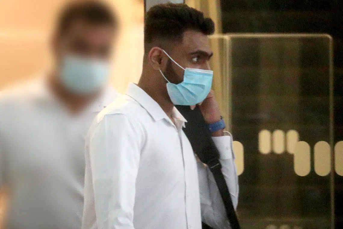 Sri Lankan Hindakumbure Charindu Dilshan Rajapaksha distributed 943 obscene films in a group chat between March 16 and July 26, 2020. 