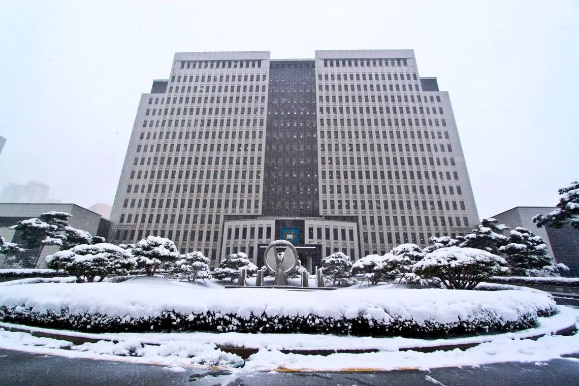 The Busan District Court in Yeonje-gu dismissed the officer’s lawsuit against his unit commander seeking to overturn the disciplinary action.