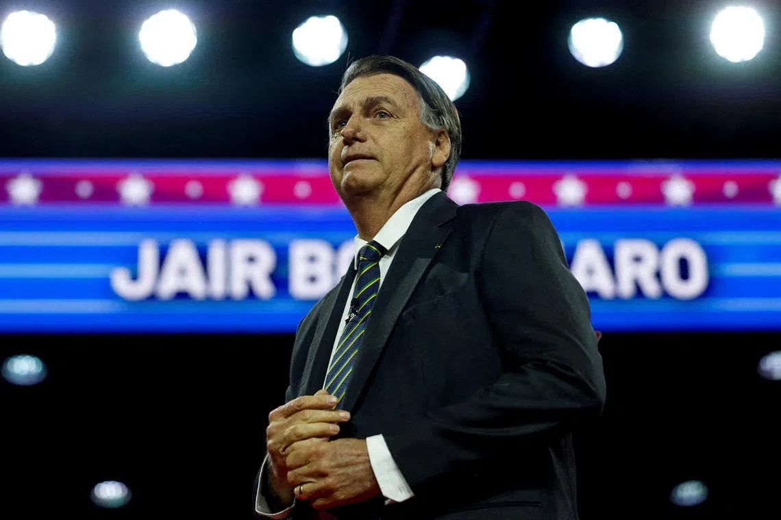 After three months of vacation in Florida, Mr Jair Bolsonaro is finally returning to Brazil on Thursday. 