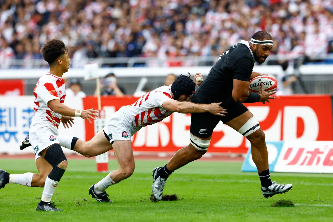 FILE PHOTO: Rugby Union - Japan v New Zealand - Yokohama International Stadium, Yokohama, Japan - October 26, 2024 New Zealand's Patrick Tuipulotu in action REUTERS/Kim Kyung-Hoon/File Photo