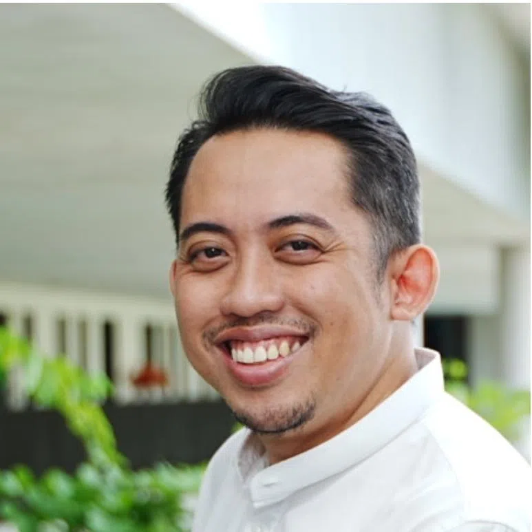 In-house lawyer Firdaus Daud (left) is now vice-chair of the Punggol North PAP branch, while entrepreneur Mustaffa Kamal (right) has been seen with the party’s Tampines Central branch.