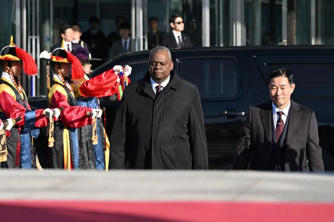 US Secretary of Defense Lloyd Austin and South Korean Defence Minister Shin Won-sik attend a welcome ceremony before their annual security meeting at the Defence Ministry in Seoul, South Korea on November 13, 2023. JUNG YEON-JE/Pool via REUTERS