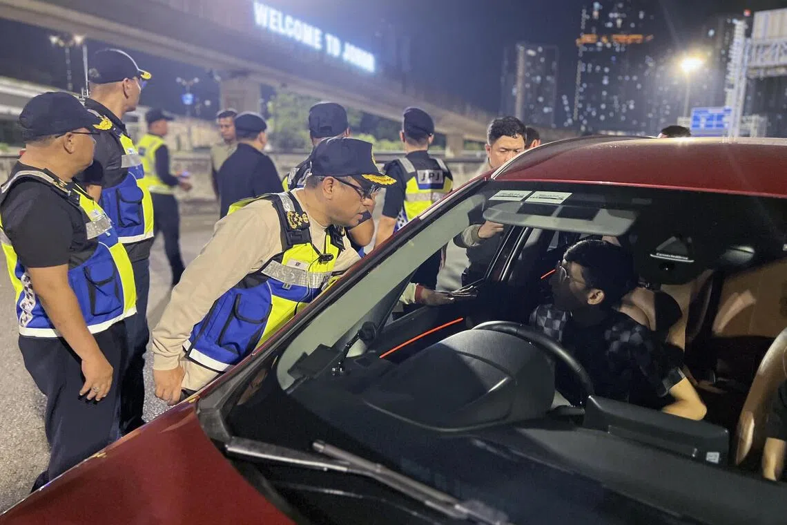 Malaysia's Road Transport Department director-general Aedy Fadly Ramli said that the discount is applicable to all summonses, except for those not eligible for compounding.