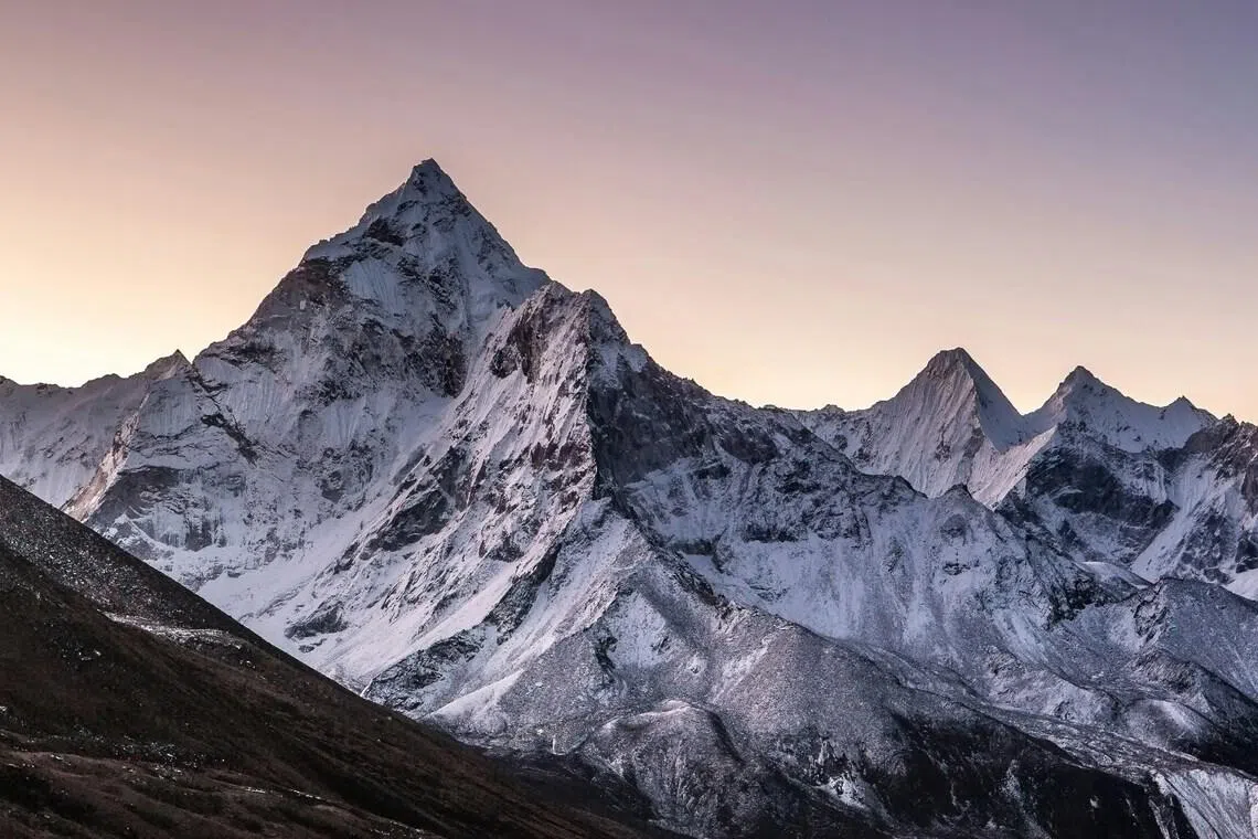 Nepal mulls over stricter safety rules for Everest climbers