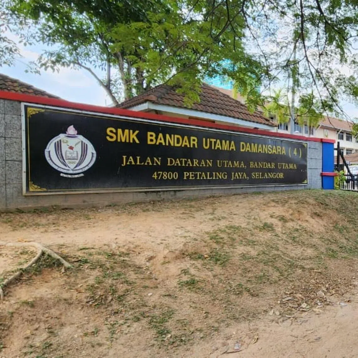 According to the charge, the teenager is alleged to have murdered a 16-year-old student in the girls’ toilet at a national secondary school in Bandar Utama.