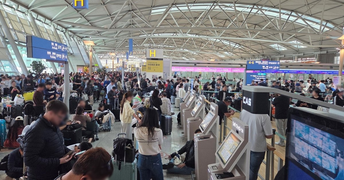 13 airlines hit by check-in disruption at Incheon Airport