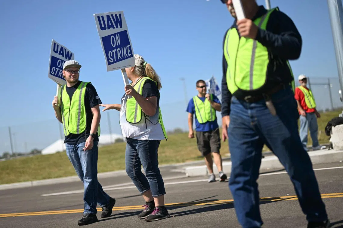 Unionized auto workers in the United States have launched a strike at three factories in a historic walkout after failing to reach a deal with Detroit’s “Big Three” auto makers.