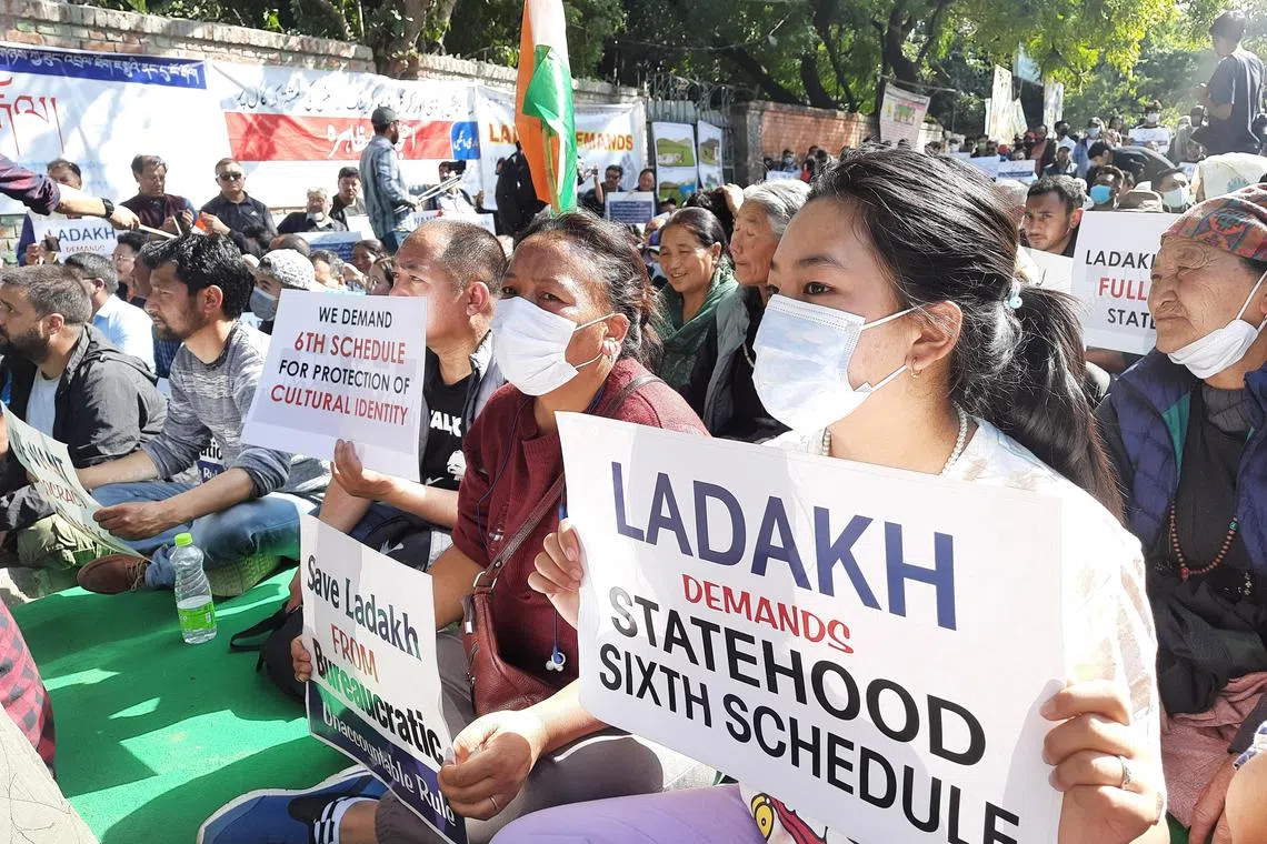 ddmarathon18 - 

Credit all of them to Debarshi Dasgupta