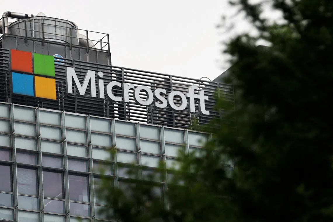 Microsoft’s 365 software suite were down for more than two hours for over thousands of users on June 5.