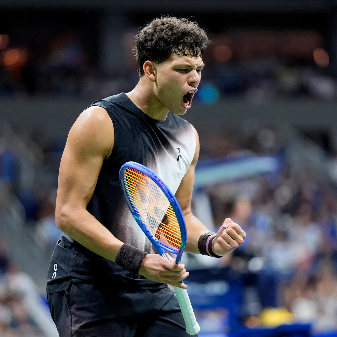 Tennis - U.S. Open - Flushing Meadows, New York, United States - August 31, 2026 Ben Shelton of the U.S. reacts during his first round match against Netherlands' Tallon Griekspoor REUTERS/Eduardo Munoz