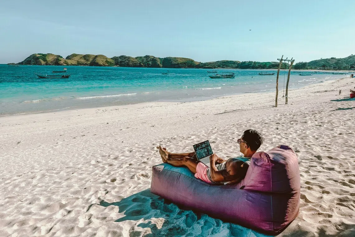 he idea that technological progress can enable people to work fewer hours is not outlandish, says the writer.