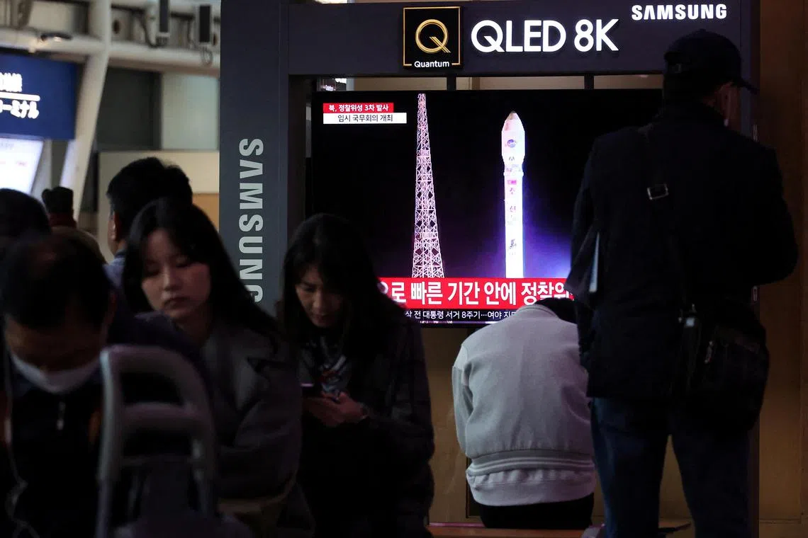 The attempt came just hours after Pyongyang issued a warning that it would try to launch a satellite by June 4.