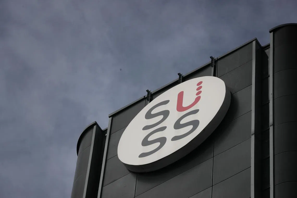 SUSS announced on Tuesday a new set of 12 common modules that new full-time undergraduates will have to take from July 2023.