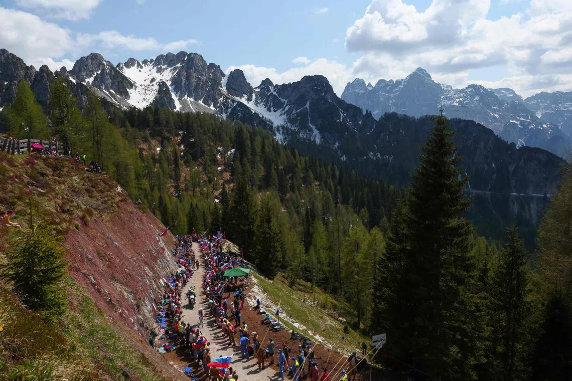 French rider Alex Baudin (bottom left) competes during the twentieth stage of the Giro d'Italia 2023.