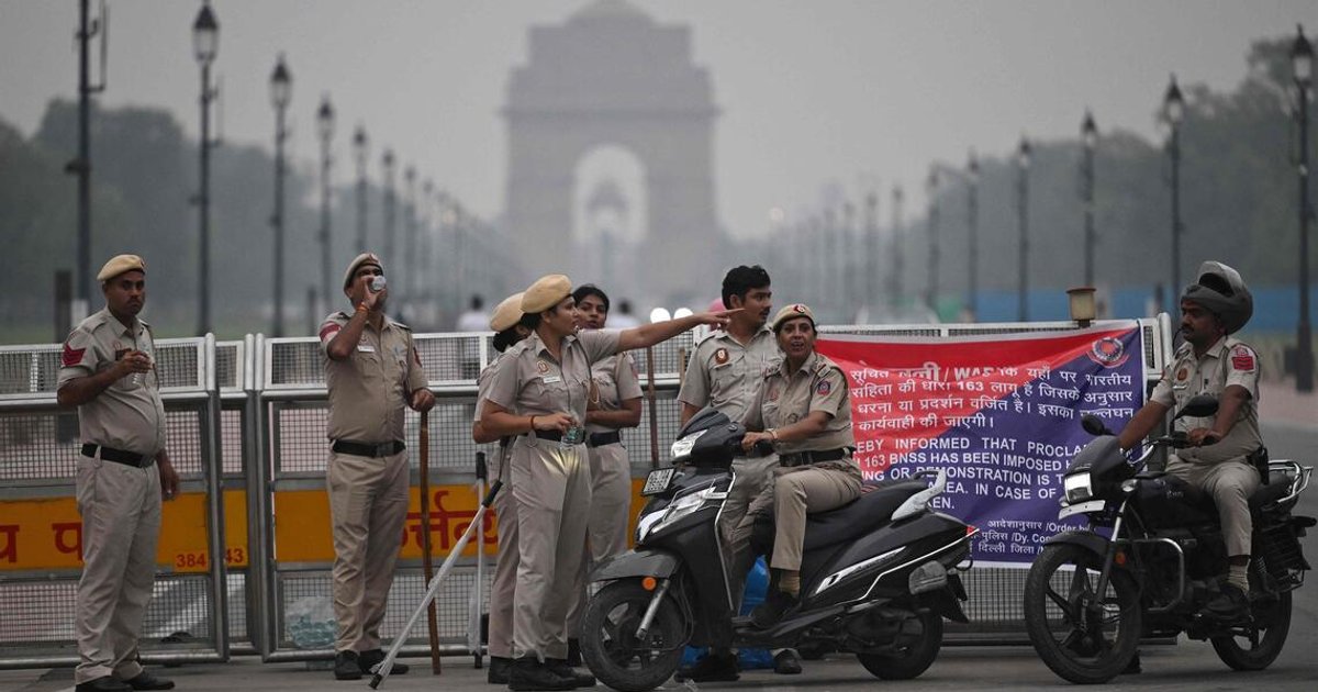 Indian police detain ‘cockroach’ movement founder Abhijeet Dipke, protesters ahead of rally