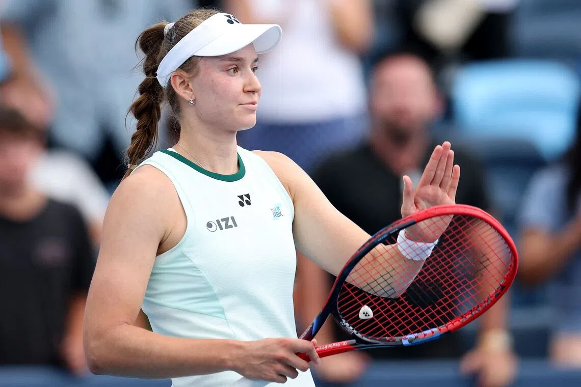 Elena Rybakina slogs through double rain delays in Cincinnati win