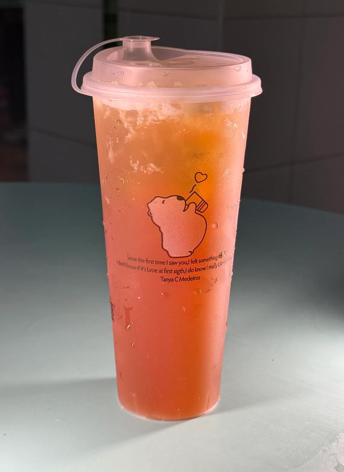 Oolong Lemon Tea at White Bar.