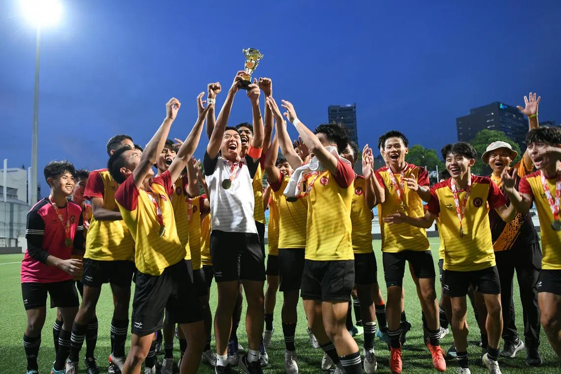 Victoria Junior College were crowned champions after beating St Andrew’s Junior College 1-0 at the A Division boys' football final at the Jalan Besar Stadium on Friday (May 19). 

ST PHOTO: SHINTARO TAY