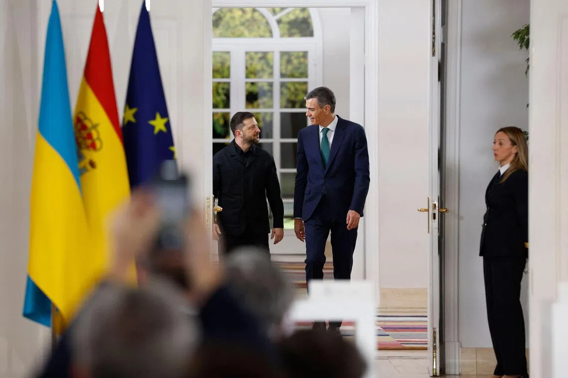 Spain rolls out $1.2b Ukraine aid package during Zelensky visit