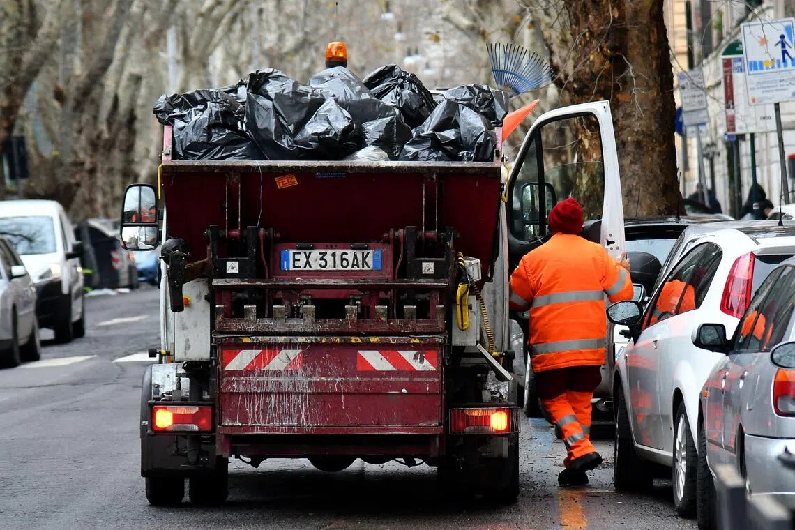 Italian garbagemen help recover lost $1.5 million lottery ticket