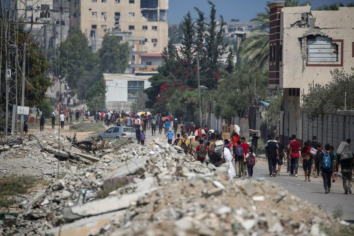 Hamas officials have called on the US to be more even-handed in its role as mediator.