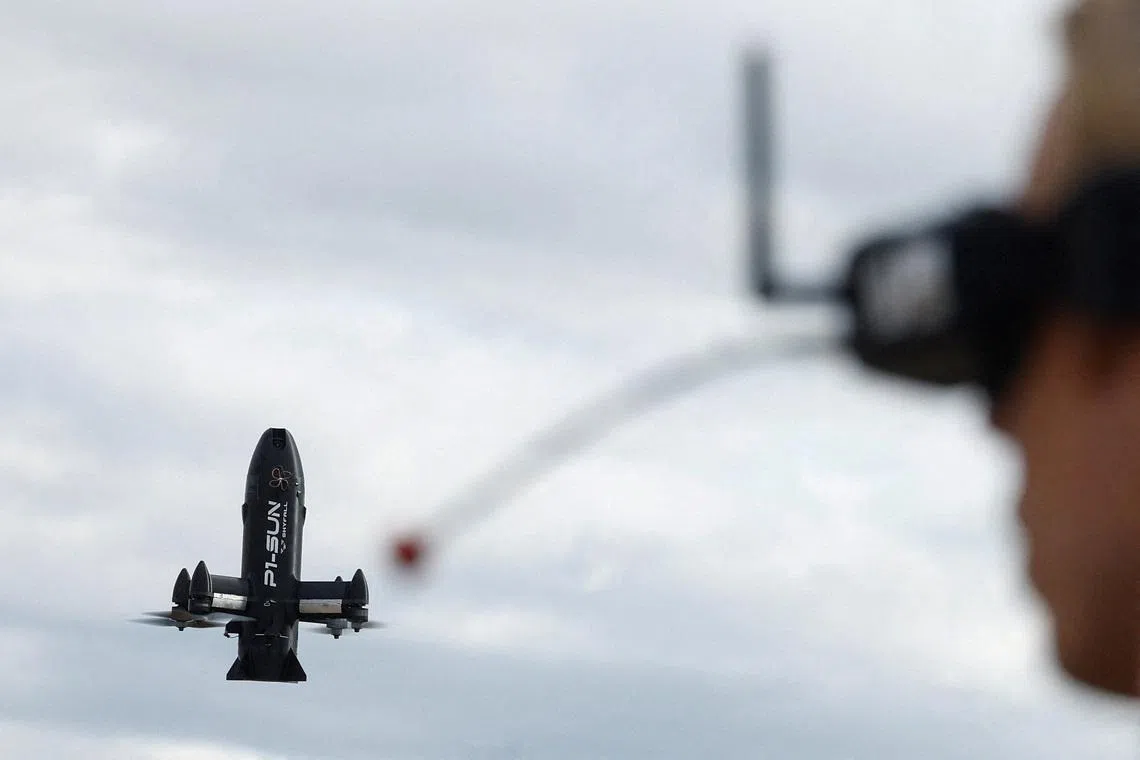 وطن نيوز – يتطلع صانعو الطائرات بدون طيار الاعتراضية في أوكرانيا إلى الصادرات إلى الخليج مع اشتعال الحرب مع إيران