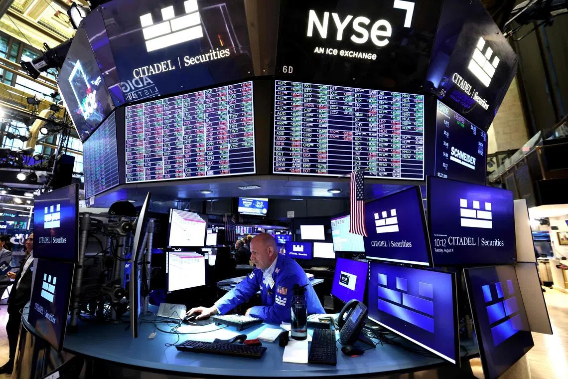 Wall Street investment bankers’ bonuses to climb as deals surge