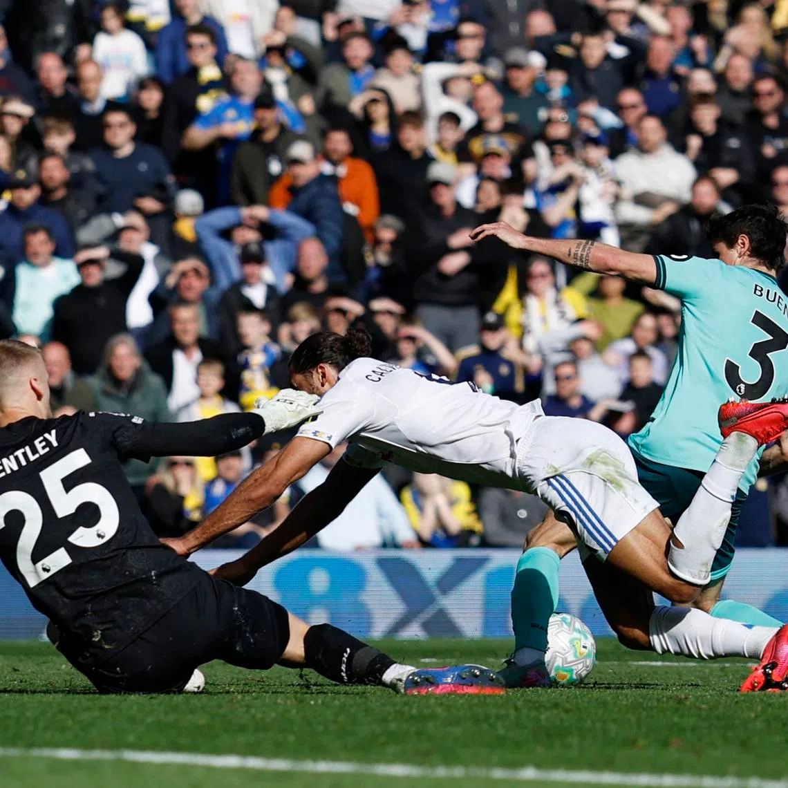 Soccer Football - Premier League - Leeds United v Wolverhampton Wanderers - Elland Road, Leeds, Britain - April 18, 2026 Wolverhampton Wanderers' Hugo Bueno fouls Leeds United's Dominic Calvert-Lewin in the penalty box Action Images via Reuters/Jason Cairnduff