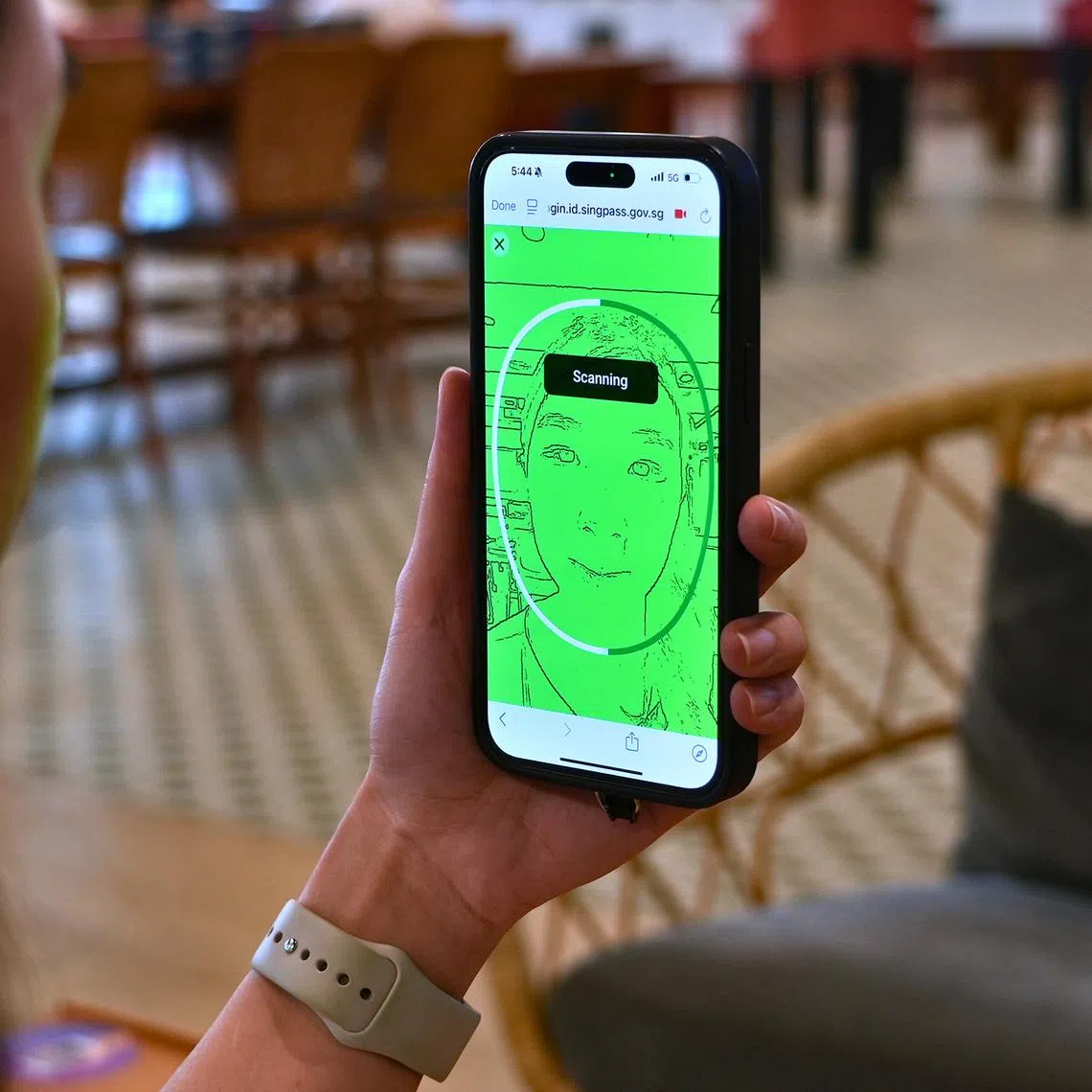 One way to screen and prevent users estimated to be under 18 years old from downloading inappropriate apps is through facial scanning.