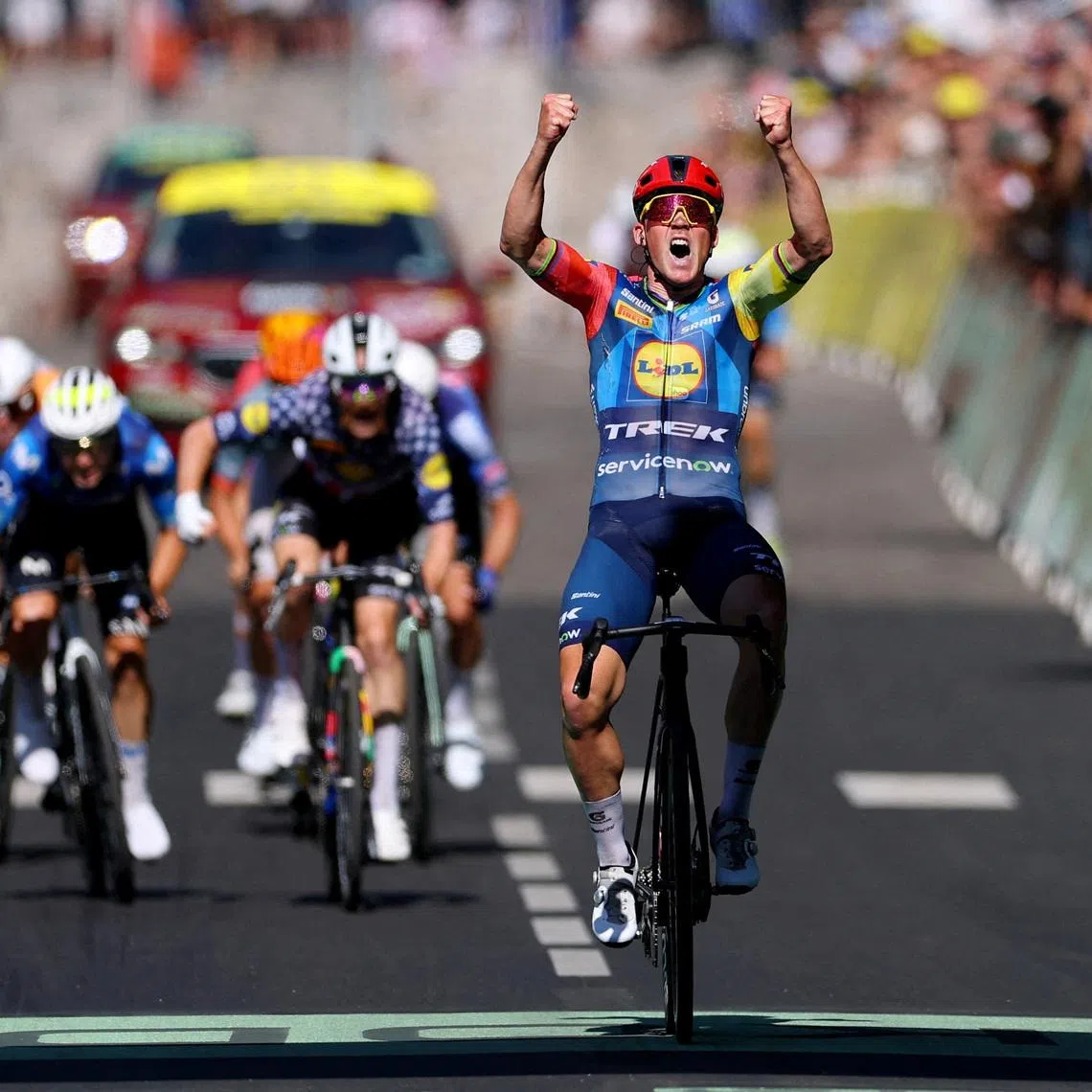 Cycling - Tour de France - Stage 4 - Carcassonne to Foix - Foix, France - July 7, 2026 Lidl - Trek's Mads Pedersen celebrates as he crosses the finish line to win stage 4 REUTERS/Gonzalo Fuentes