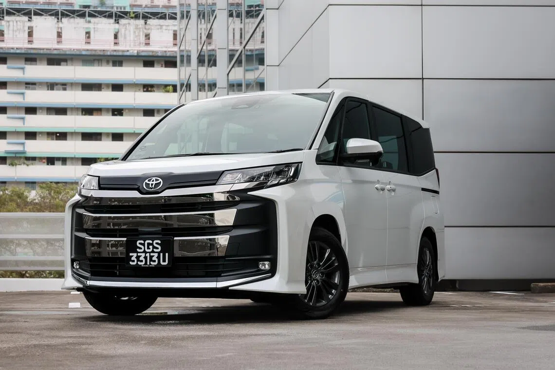 The Toyota Noah on Oct 15, 2025.