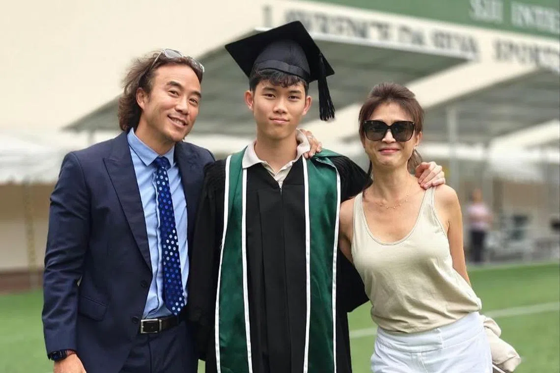 Chinese-American actor-host Allan Wu and his Singaporean ex-wife, former actress Wong Li Lin, at their son Jonas' graduation ceremony.
