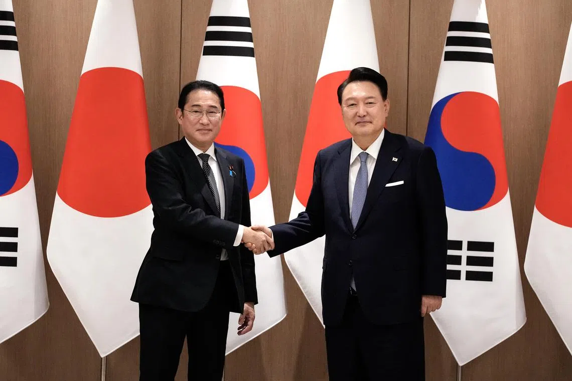 epa11588758 Japanese Prime Minister Fumio Kishida (L) shakes hands with South Korean President Yoon Suk Yeol during a meeting as part of their summit at the presidential office in Seoul, South Korea, 06 September 2024. Japan's outgoing Prime Minister Kishida is visiting Seoul on 06 September for his last summit with the South Korean president, as he prepares to leave office with a legacy of improved ties with South Korea.  EPA-EFE/LEE JIN-MAN / POOL POOL PHOTO