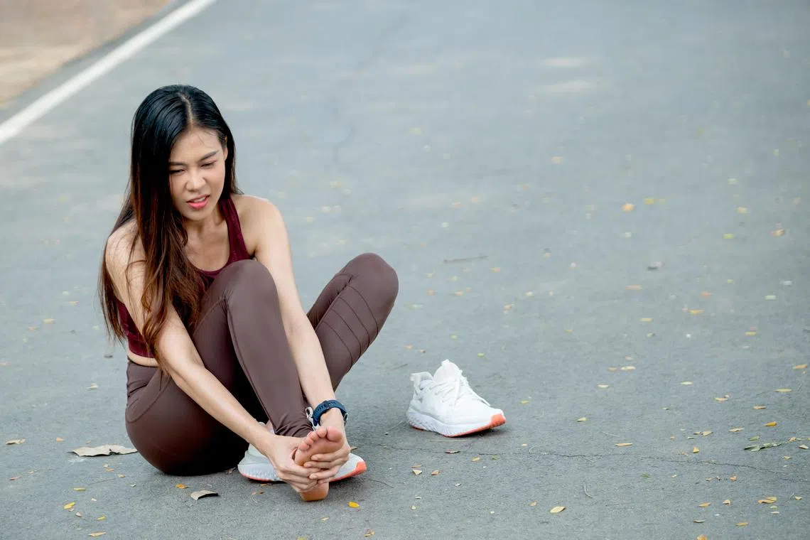 Hard skin that builds up on some areas of the feet causes increased pressure on those areas and can lead to pain while walking or standing.