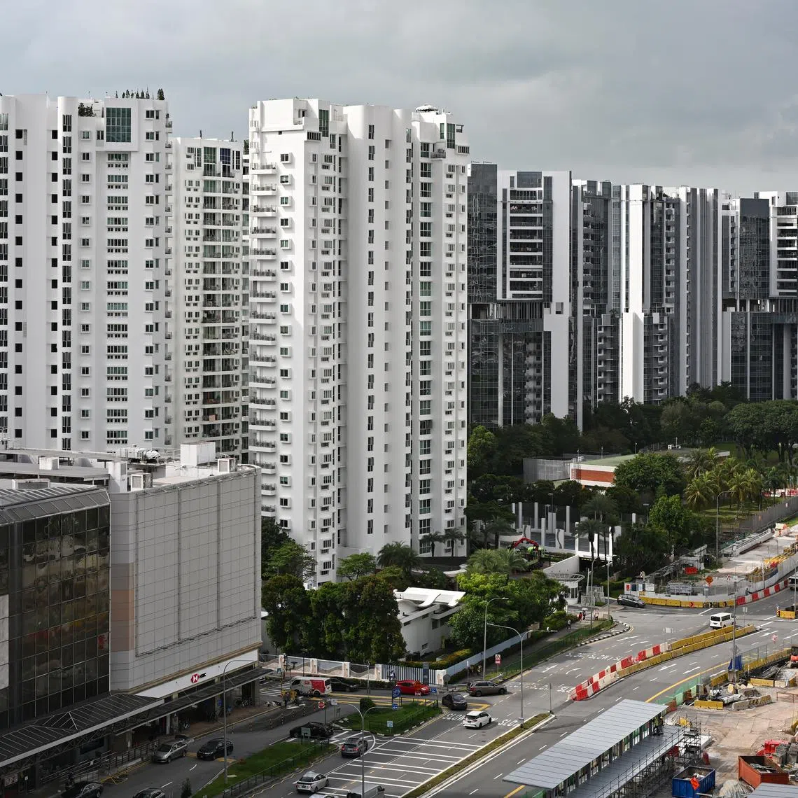 Data showed that overall prices of units in the city fringe rose by 8.3 per cent and those in the suburban region rose by 8.2 per cent.