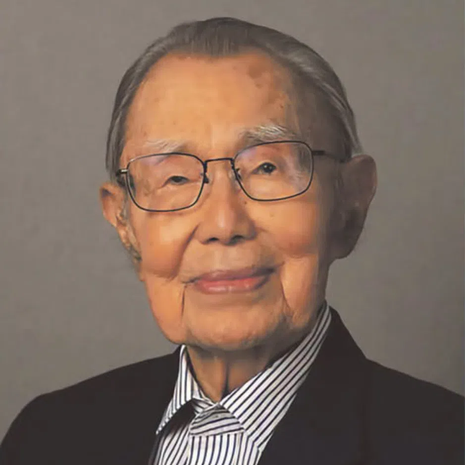 Tang See Chim, a lawyer by profession, was invited to join the People’s Action Party in 1962 after returning to Singapore from his studies in Britain. 