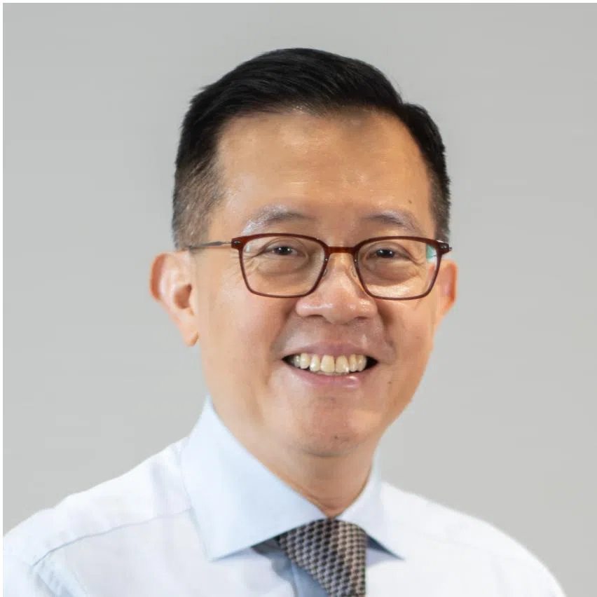 Mr Leo Yip (left) will be succeeded by Mr Chan Heng Kee.