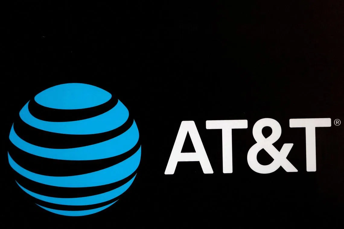 Mr Trump urged AT&T's boss to handle the situation, and also said his administration may use another carrier’s service in other calls.