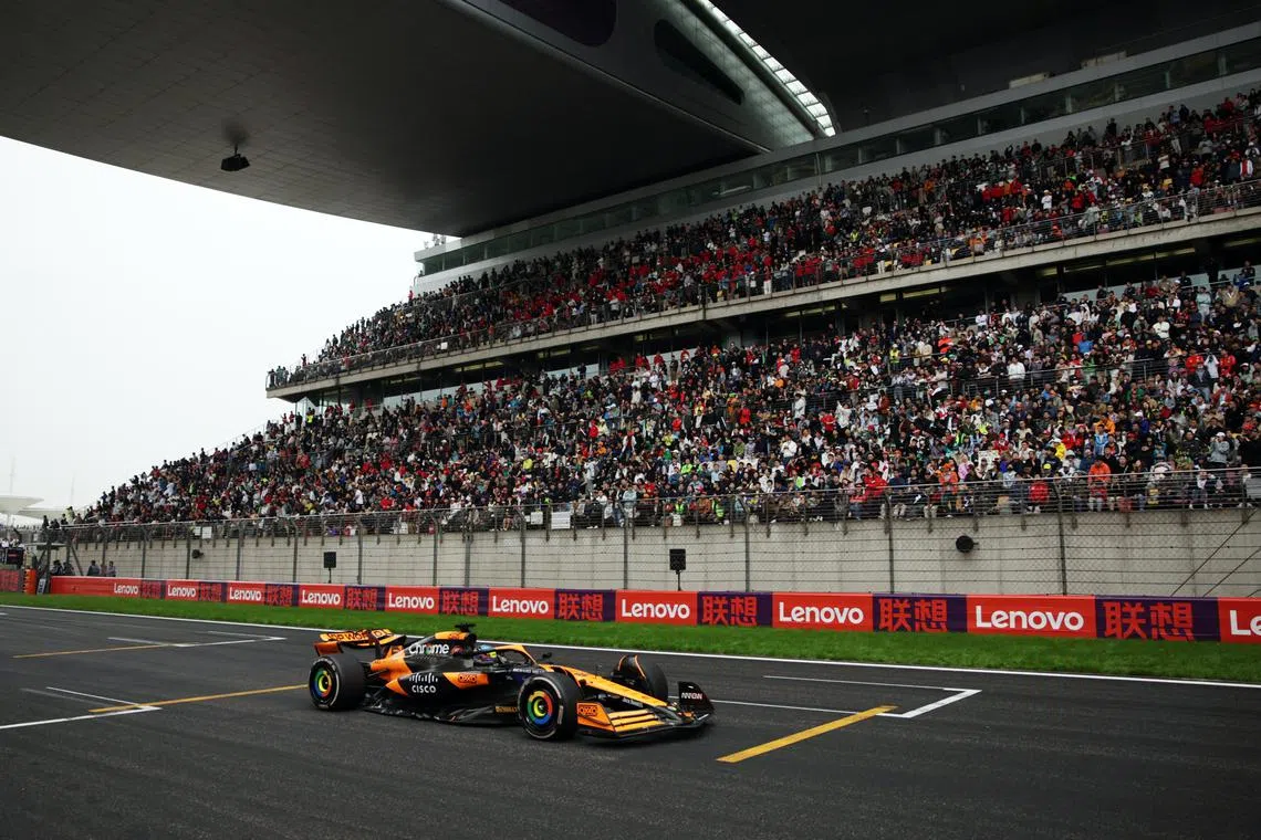 FILE PHOTO: Formula One F1 - Chinese Grand Prix - Shanghai International Circuit, Shanghai, China - April 21, 2024 McLaren's Oscar Piastri in action during the race Pool via REUTERS/Andres Martinez Casares/File Photo