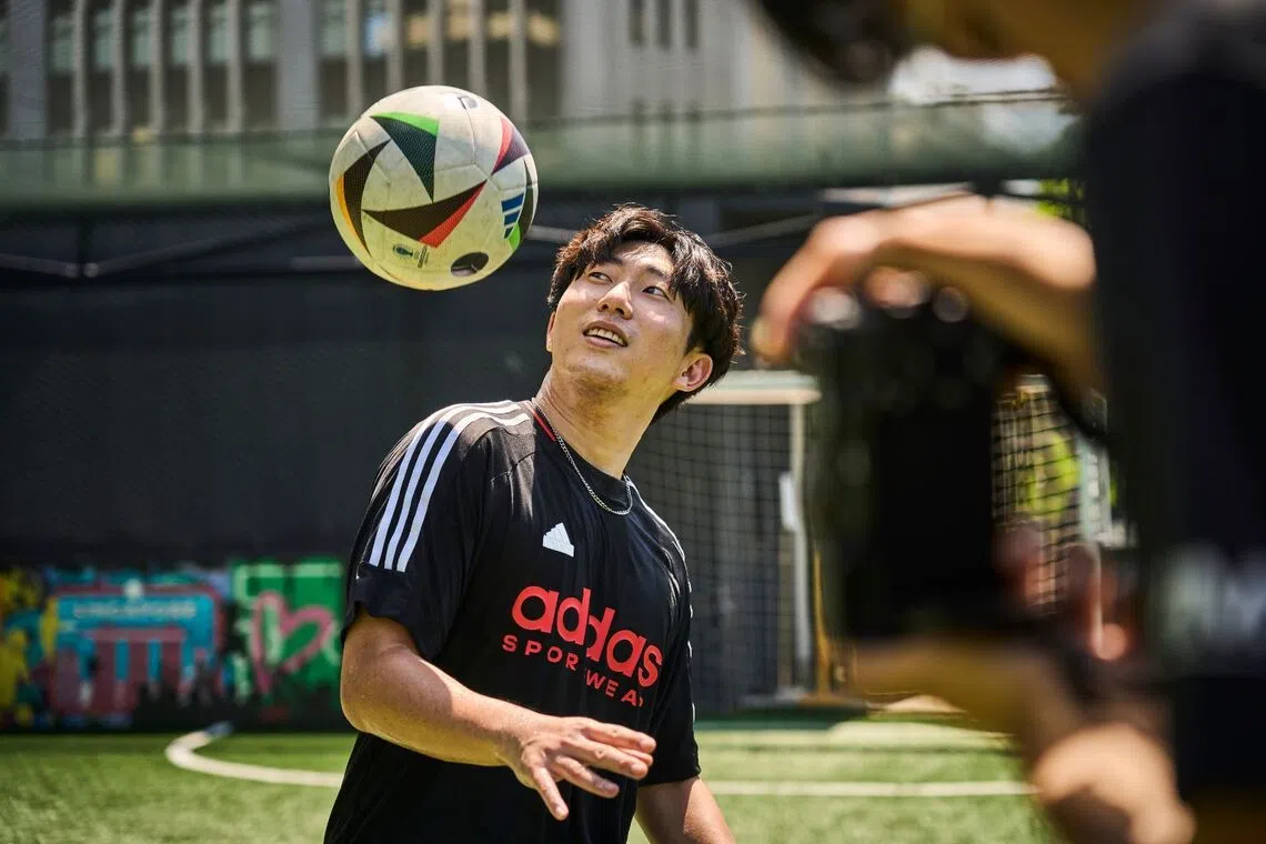 your-singapore-story-st180-shuan-ye-football-content-creator
