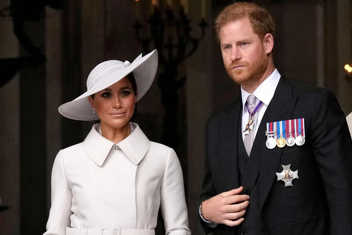 Police and media outlets are playing down claims by a spokesman of Prince Harry and his wife Meghan of a "catastrophic" car chase involving the couple in New York.