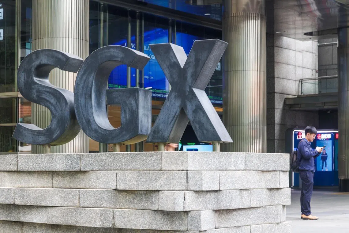 Singapore stocks end lower on Feb 6, snapping three-day record streak; STI down 0.8%