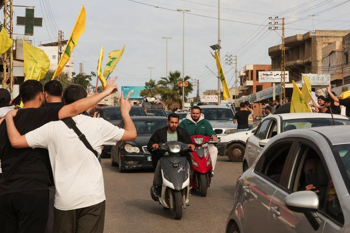 Lebanese trickle home as ceasefire with Israel mostly holds