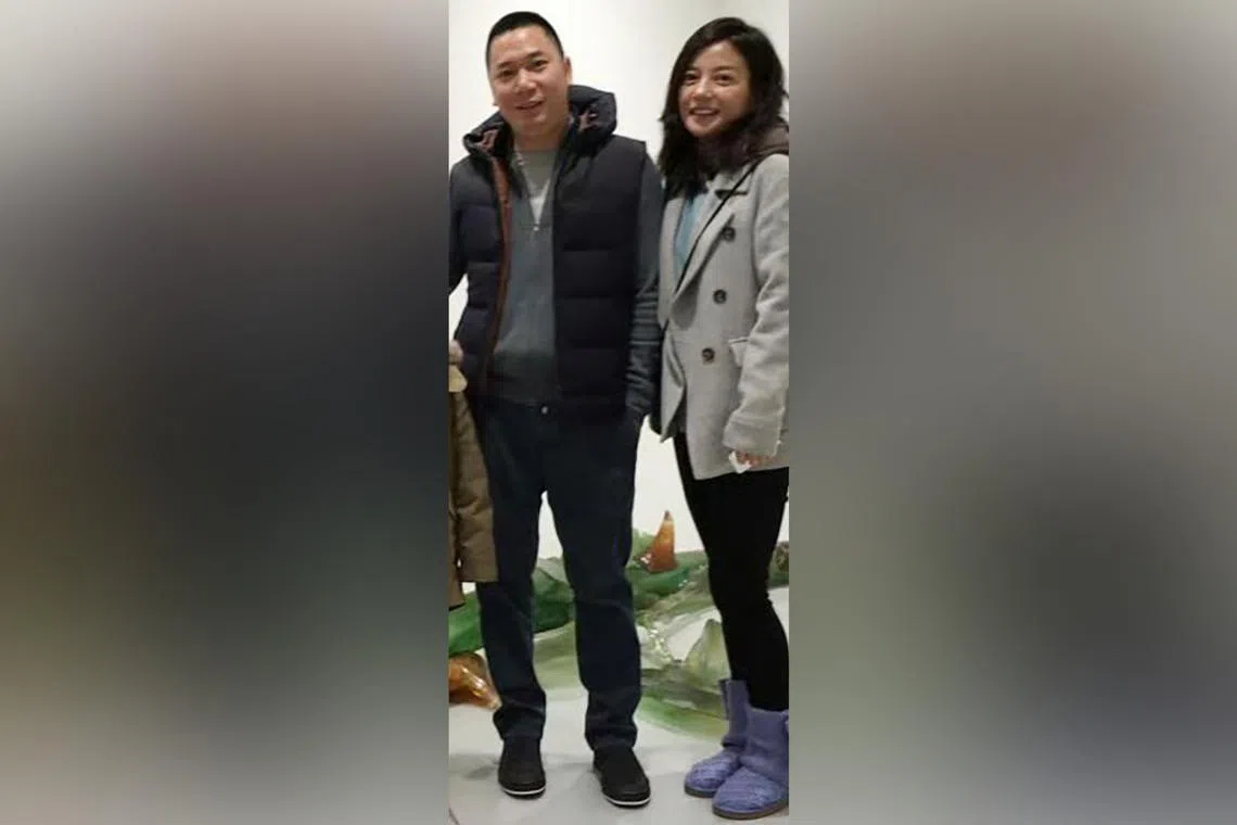 Vicki Zhao and China-born Singaporean businessman Huang Youlong married in 2008.