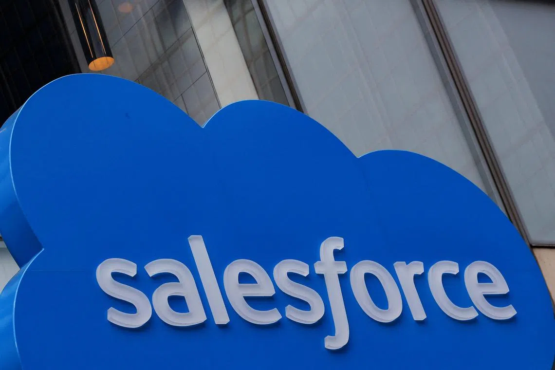 FILE PHOTO: The company logo for Salesforce.com is displayed on the Salesforce Tower in New York City, U.S., March 7, 2019. REUTERS/Brendan McDermid//File Photo