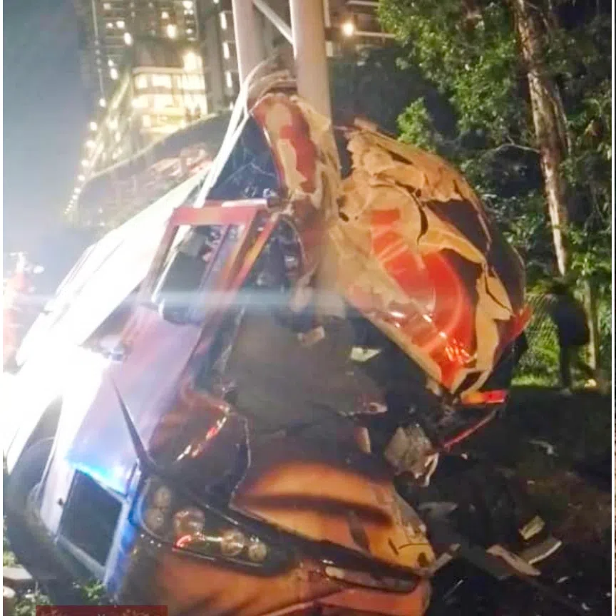 The express bus which bore the brand and logo of Super Nice crashed on the North-South Expressway at around 3am on Oct 11.