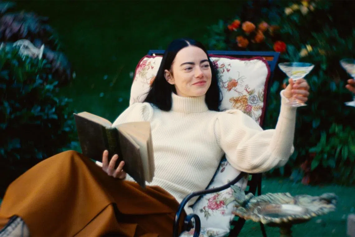 jomovie17pix - Emma Stone in Poor Things


Source/copyright: The Walt Disney Co