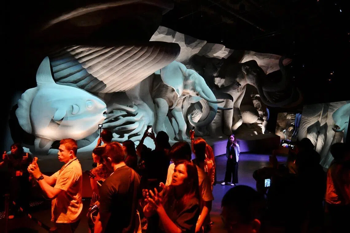 Realm of the Giants sends one back to the age of dinosaurs with towering sculptures and a 4D show.