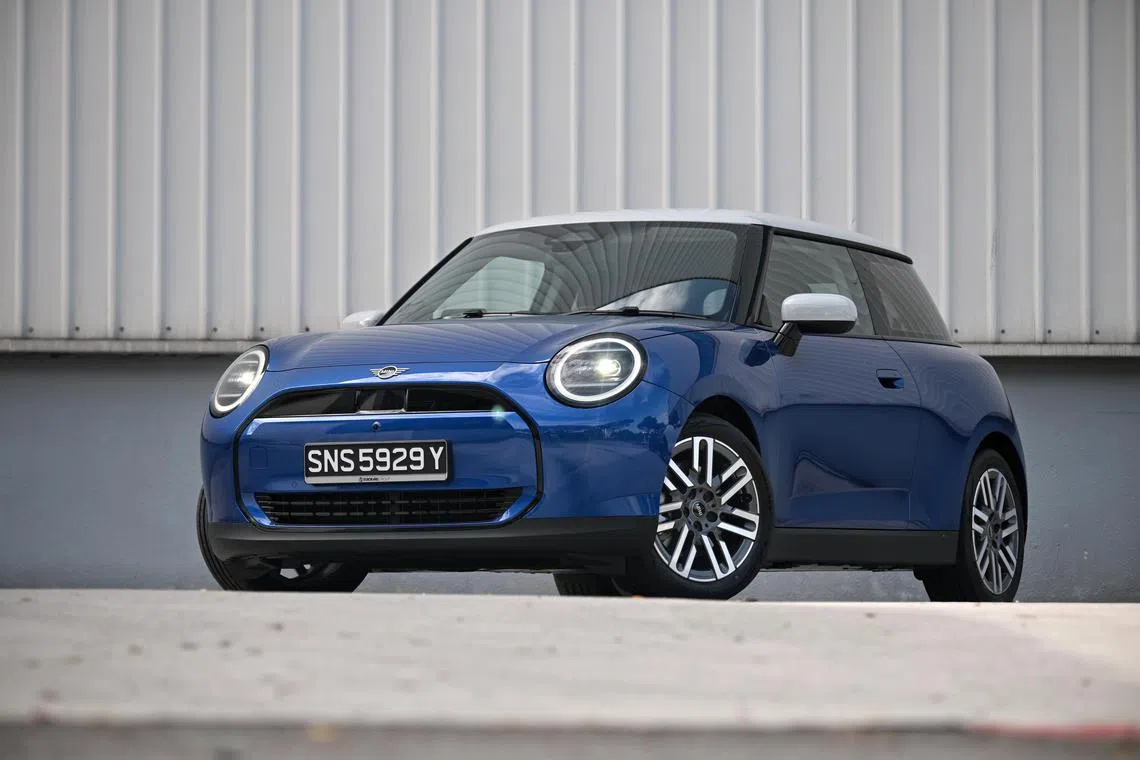 ST20240904_202431400737 Kua Chee Siong/ ntmini/ 
Review of the Mini Cooper, the iconic 3-door hatchback which is now an electric car.