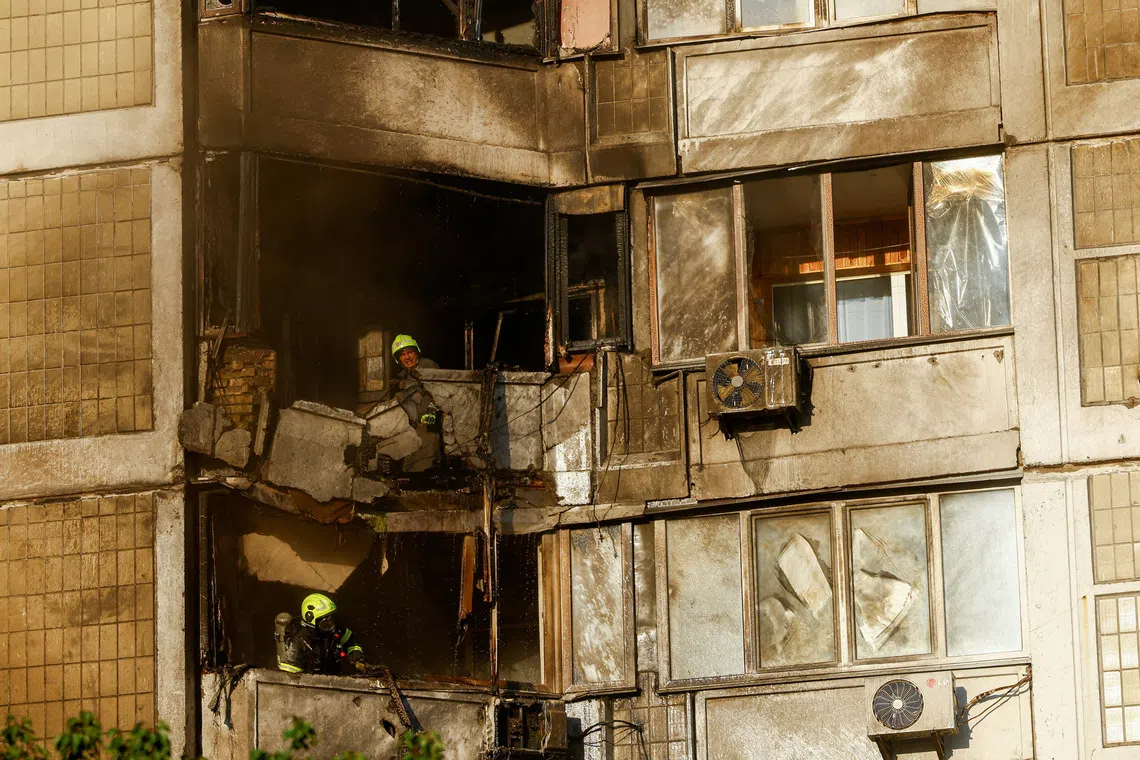 Russian attacks kills three in Ukrainian cities, strikes hit Kyiv districts, officials say